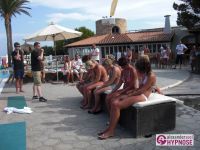 Hypnoseshow-Alexander-Seel-Punta-Arabi-Ibiza-Showhypnose-02-08-2009-00194