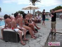 Hypnoseshow-Alexander-Seel-Punta-Arabi-Ibiza-Showhypnose-02-08-2009-00271