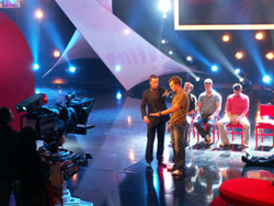 Alexander Seel zeigt Blitzhypnose im Fernsehen auf Sat1